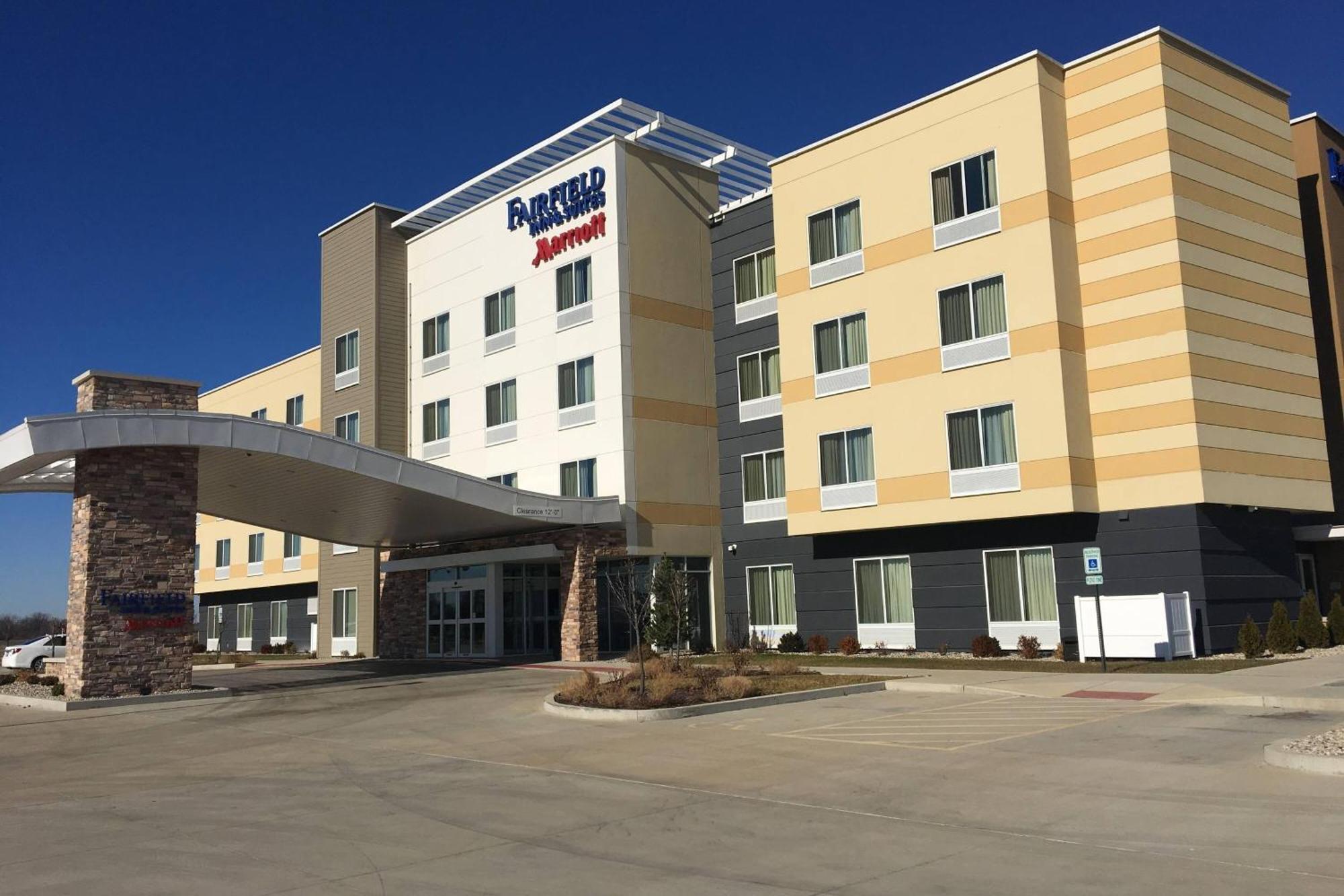 Fairfield Inn & Suites By Marriott St. Louis Pontoon Beach/Granite City, Il Collinsville Exterior photo